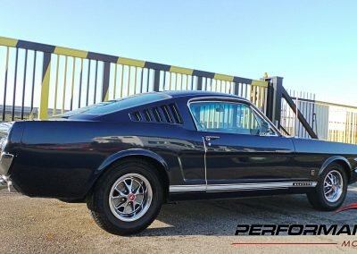 MUSTANG FASTBACK BLEU 07