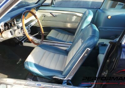 MUSTANG FASTBACK BLEU 14
