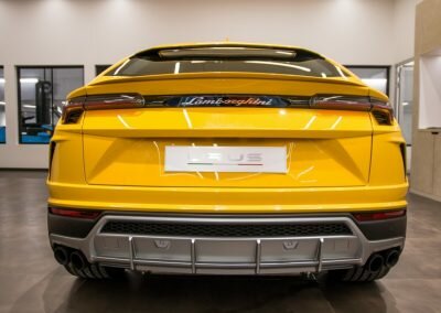lamborghini-urus-05