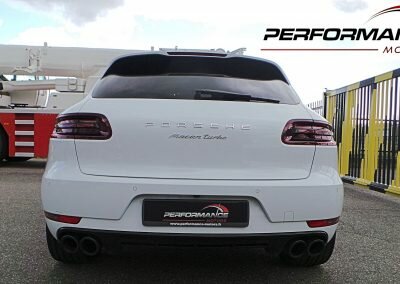 MACAN TURBO BLANC 18