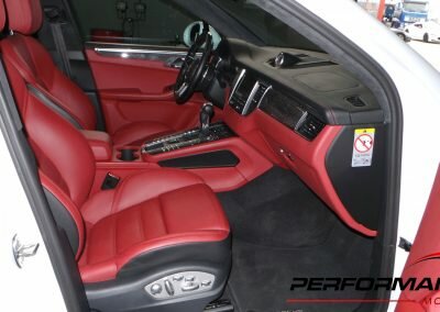 MACAN TURBO BLANC 28