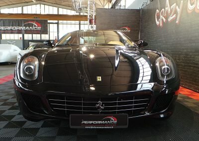 599 GTB NOIR 02