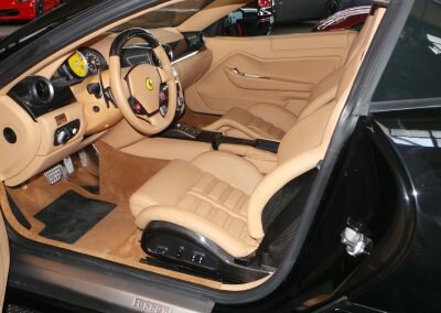 599 GTB NOIR 11