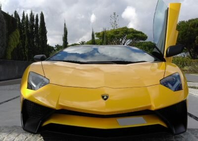 AVANTADOR SV ROAD 02