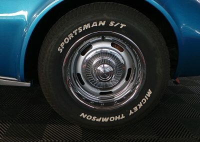 CORVETTE C3 BLEU 11