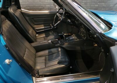 CORVETTE C3 BLEU 16