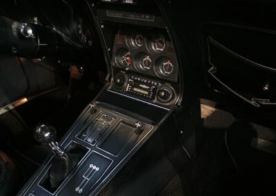 CORVETTE C3 BLEU 17