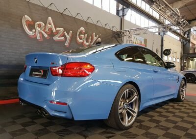 BMW M4 08