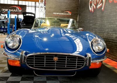 JAGUAR TYPE E 02