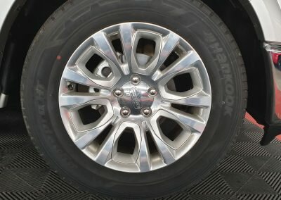 RAM LARAMIE LONG HORN 12