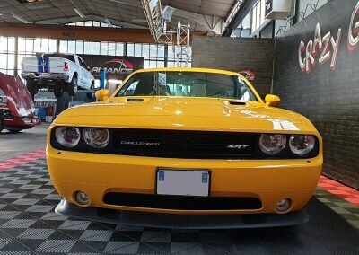 CHALLENGER YELLOW JACKET 02