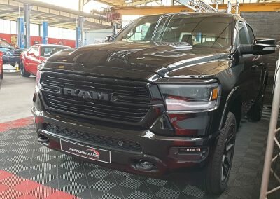 LARAMIE NOIR 03