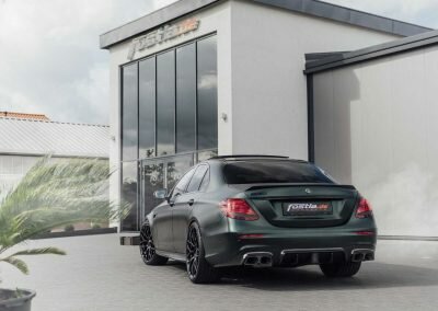 mercedes-amg-e63-s-sedan-by-brabus (8)