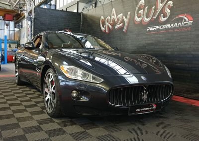 GRANTURISMO GRIS 02