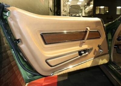 CORVETTE C3 VERTE CAB 73 21