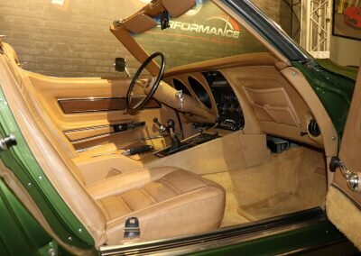 CORVETTE C3 VERTE CAB 73 26