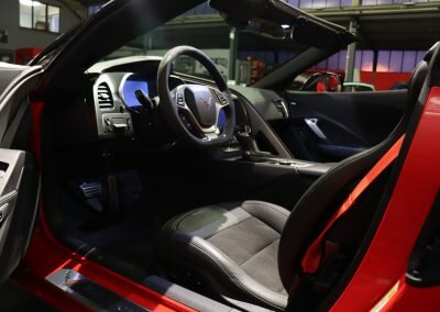 CORVETTE C7 ROUGE CAB 23