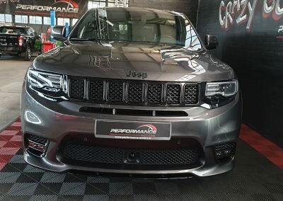 GRANDCHEROKEE GRIS 02