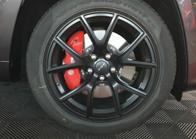 GRANDCHEROKEE GRIS 10