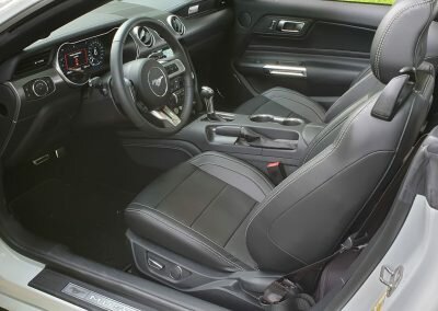 MUSTANG V8 CAB LOC 05