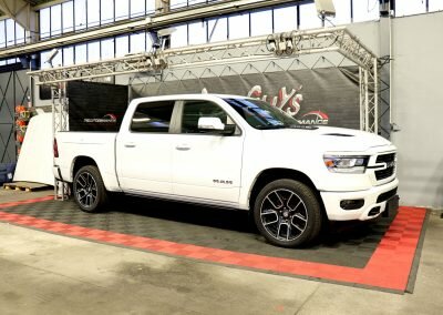 RAM LARAMIE SPORT BLANC 04