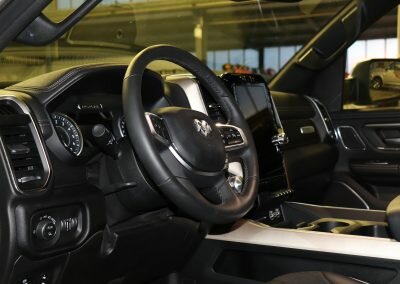 RAM LARAMIE SPORT BLANC 13