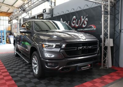 RAM SPORT GRIS 02