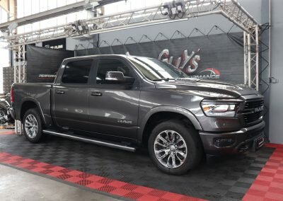 RAM SPORT GRIS 04