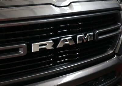 RAM SPORT GRIS 10