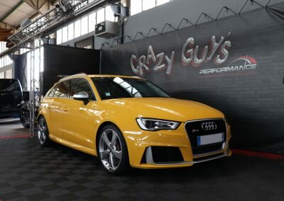 AUDI RS3 JAUNE 01