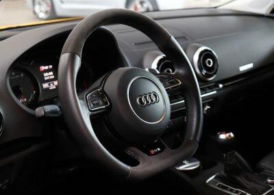 AUDI RS3 JAUNE 14