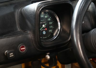 DE TOMASO JAUNE 23