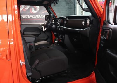 JEEP GLADIA ORANGE 14