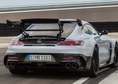 mercedes-amg-gt-black-series-2020 (2)