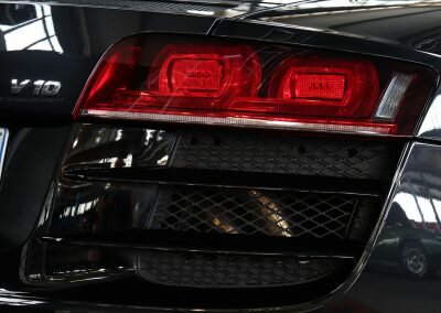 R8 SPYDER V10 NOIR 15
