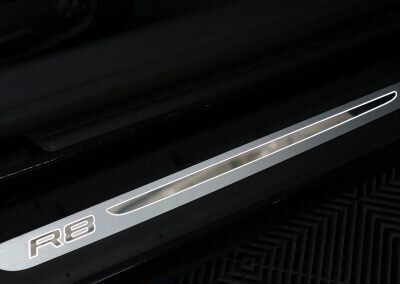 R8 SPYDER V10 NOIR 21