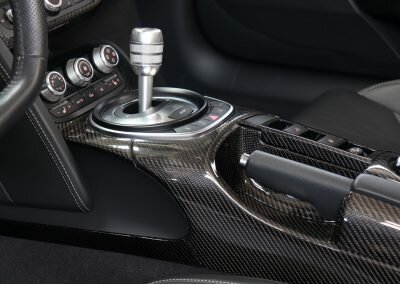 R8 SPYDER V10 NOIR 28