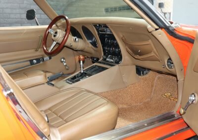 CORVETTE C3 ORANGE 13