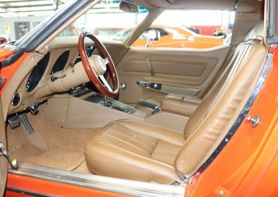 CORVETTE C3 ORANGE 19
