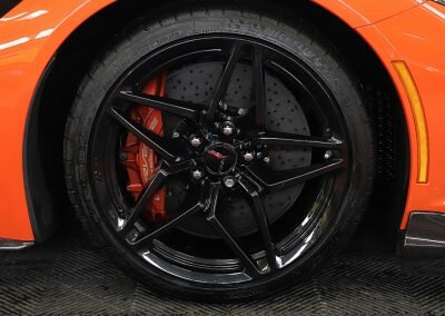 C7 ZR1 orange 12
