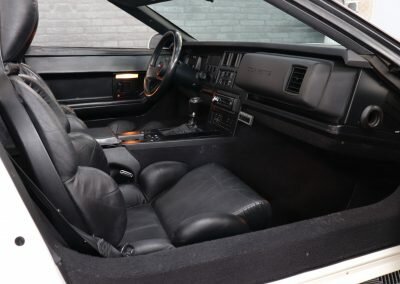 CORVETTE C4 CABRIO BLANC 19
