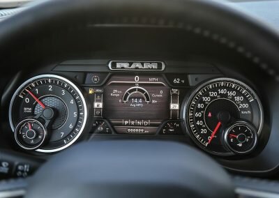 laramie sport noir 13